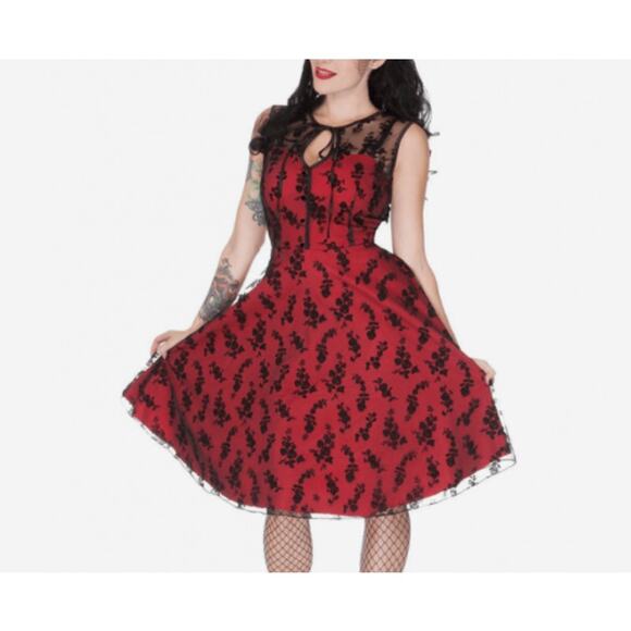 VOODOO VIXEN Better Bella Red Lace Fit Flare Dress Size S Rose Lined Cocktail - Picture 3 of 8